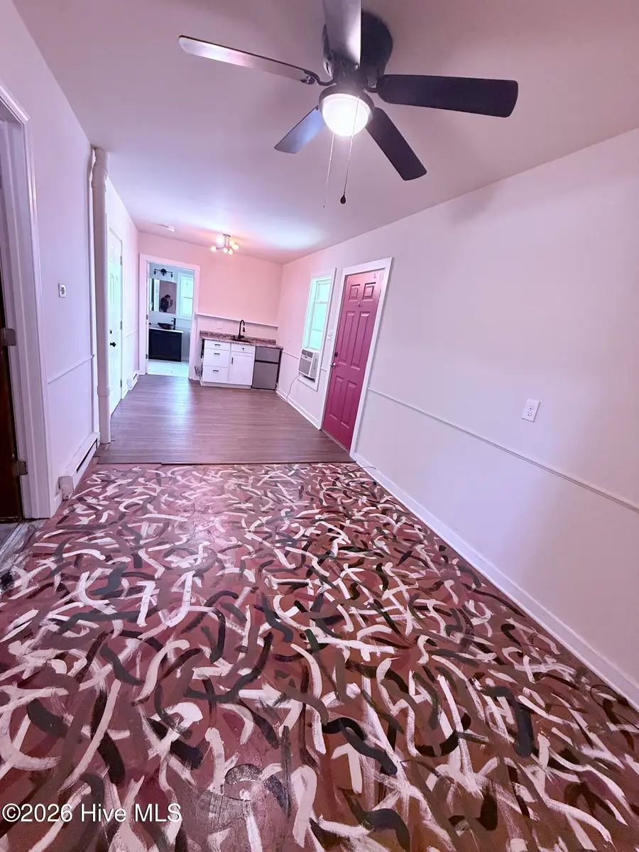 511 N B Street, Bridgeton, NC 28519 - #3