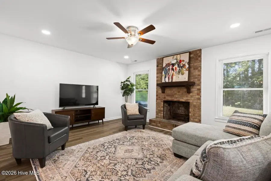 700 Shadowridge Road, Jacksonville, NC 28546 - #3