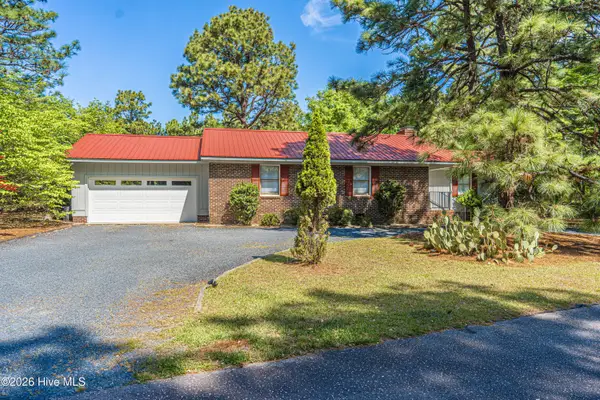 101 Swan Run Court, Seven Lakes, NC 27376