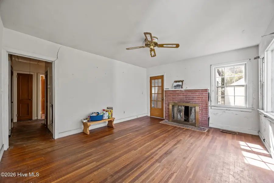 111 Chestnut Drive, Beaufort, NC 28516 - #3