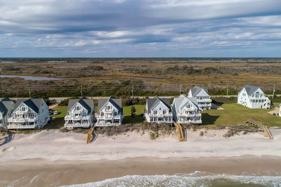 4274 Island Drive, North Topsail Beach, NC 28460 - #3