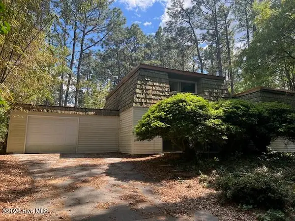 212 Skyline Manor Road, Southern Pines, NC 28387