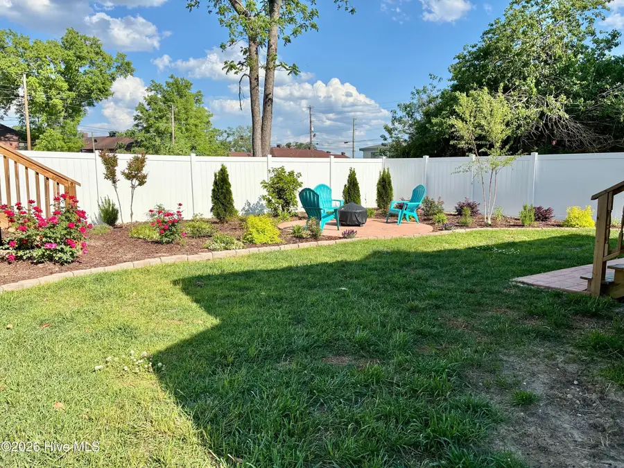 216 Jones Street, New Bern, NC 28562 - #3