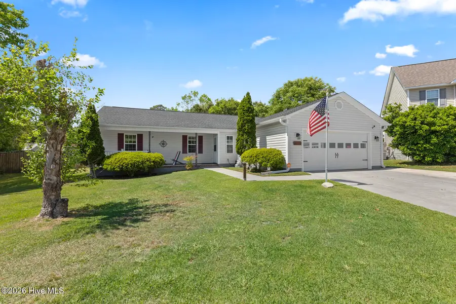 303 N Grazing Court, Sneads Ferry, NC 28460 - #2