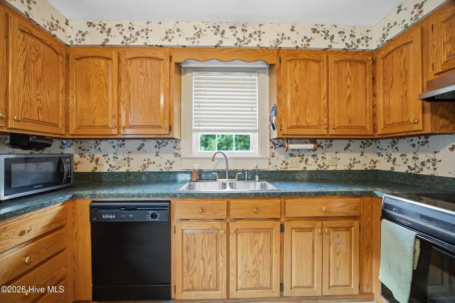 409 Myrtle Avenue, Hamlet, NC 28345 - #3