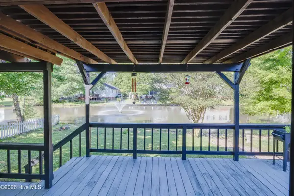 223 Lakemere Drive, New Bern, NC 28562