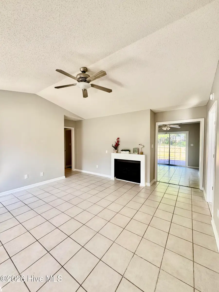 209 Chokecherry S, Richlands, NC 28574 - #2