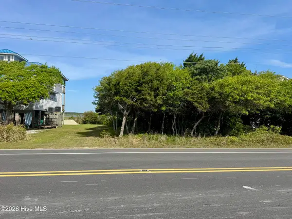 1131 S Topsail Drive, Surf City, NC 28445