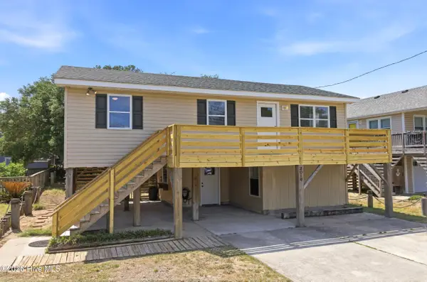 2016 Newport News Street, Kill Devil Hills, NC 27948