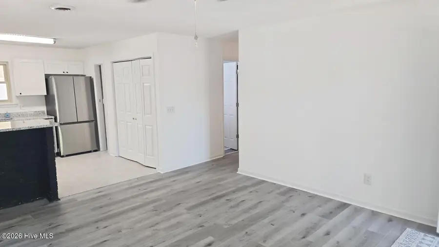 301 Stuart Avenue, Southport, NC 28461 - #3