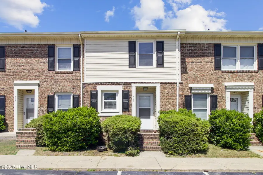 422 Kirkcaldy Court, Fayetteville, NC 28314 - #2