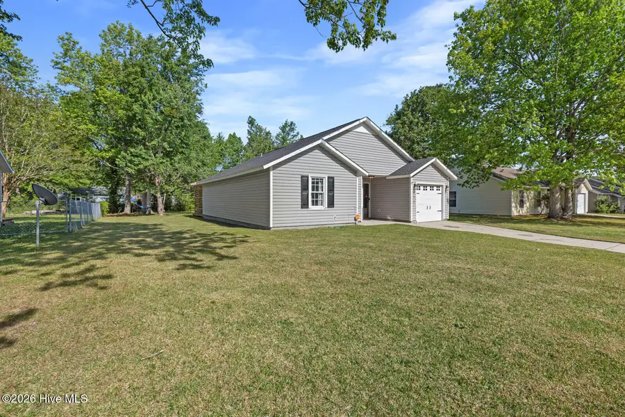 411 Hunting Green Drive, Jacksonville, NC 28546 - #2