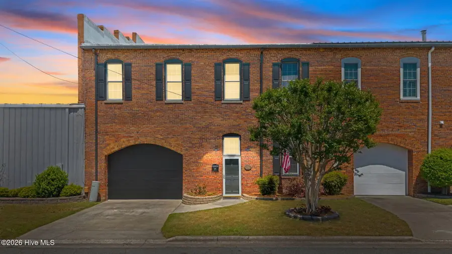 916 W 3rd Street #Unit 10 & 11, Washington, NC 27889 - #2