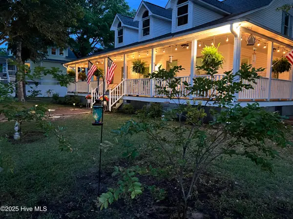 801 E Yacht Drive, Oak Island, NC 28465