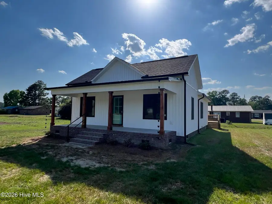 133 Hillside Street, Clarkton, NC 28433 - #2