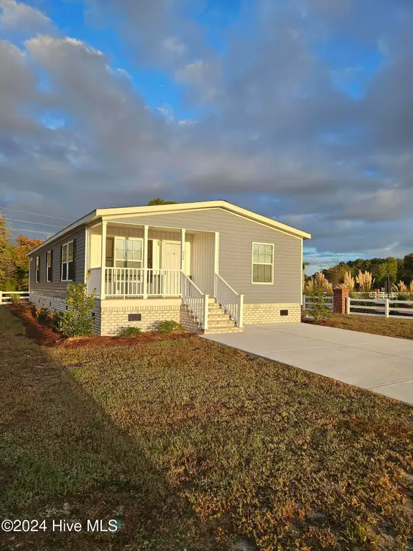 864 Yaupon Drive Sw, Calabash, NC 28467