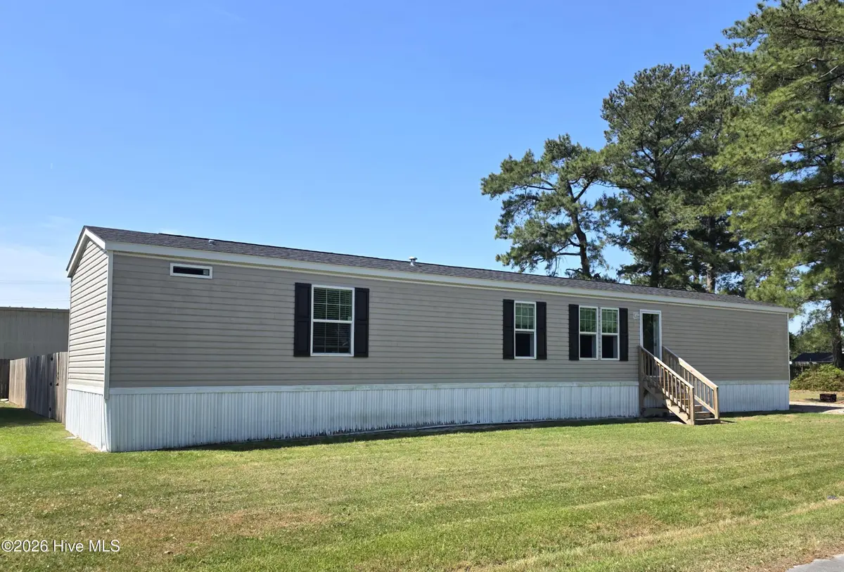 206 Mccoy Avenue, Cove City, NC 28523 - #1
