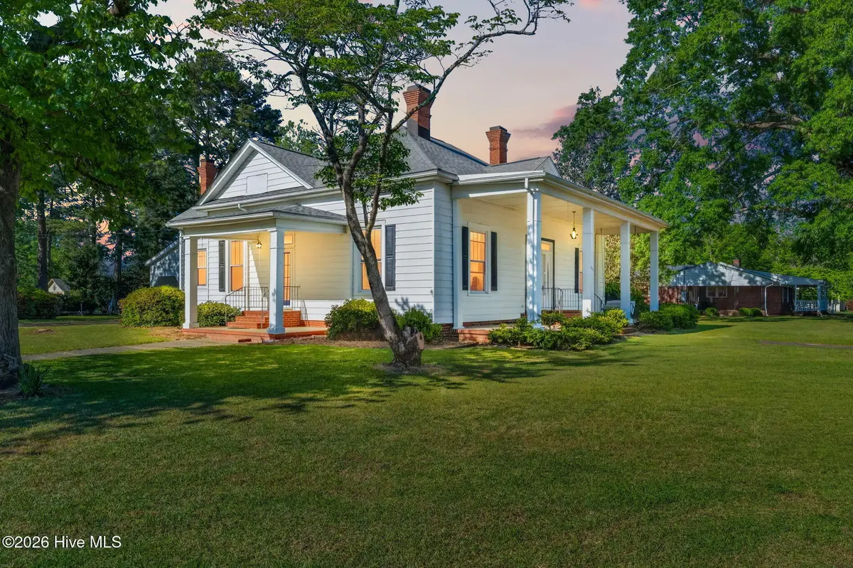 301 E Stanley Street, Four Oaks, NC 27524 - #1