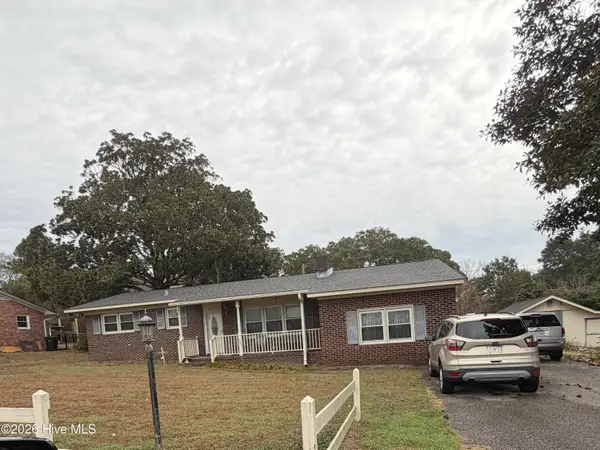 333 Holiday Hills Drive, Wilmington, NC 28409