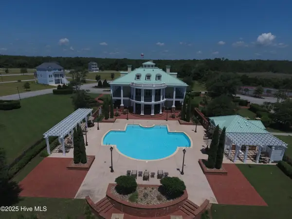 659 Cannonsgate Drive, Newport, NC 28570