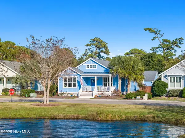 828 Cades Trail, Southport, NC 28461