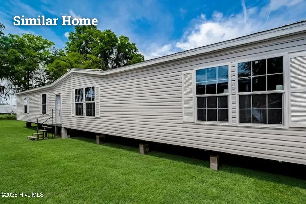 463 N Lee Avenue, Beulaville, NC 28518 - #1
