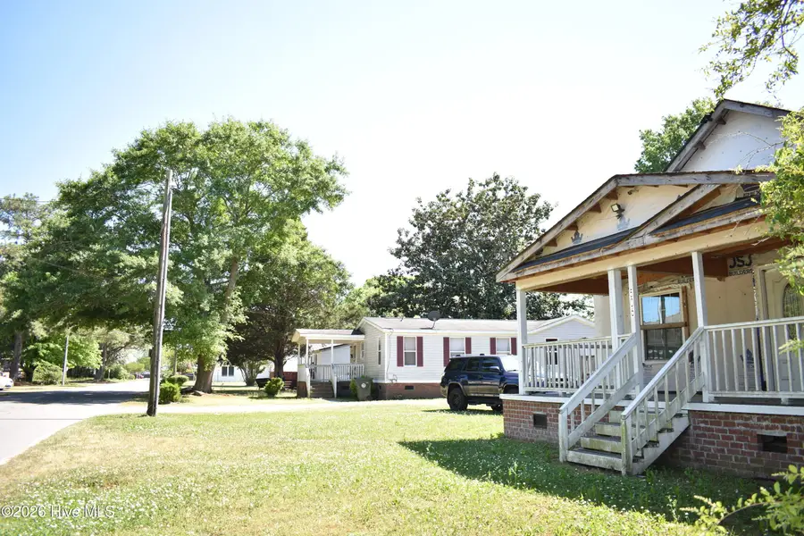 506 Oliver Street, Mount Olive, NC 28365 - #2