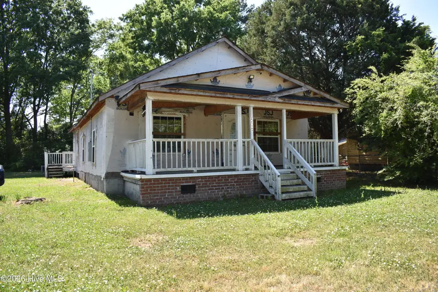 506 Oliver Street, Mount Olive, NC 28365 - #3