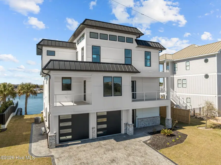 208 Radio Island Road, Morehead City, NC 28557 - #2