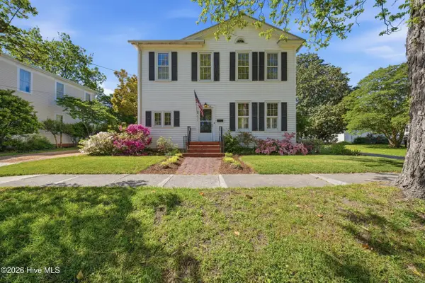 215 W Queen Street, Edenton, NC 27932