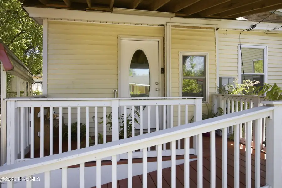 306 Bank Street, Elizabeth City, NC 27909 - #3