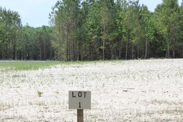 106 Southerland Road, Magnolia, NC 28453