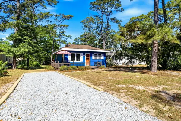 107 NE 72nd Street, Oak Island, NC 28465