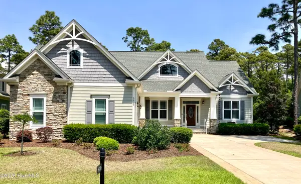 3826 Grand Willow Circle, Southport, NC 28461