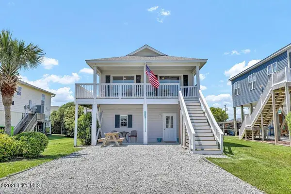 8007 8th Street, Surf City, NC 28445