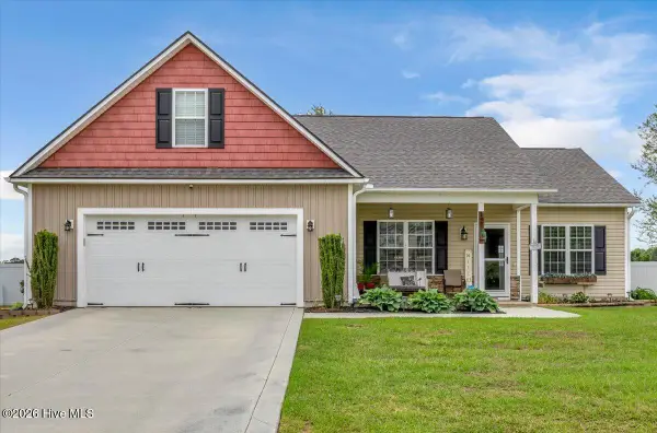121 Buckhaven Drive, Richlands, NC 28574