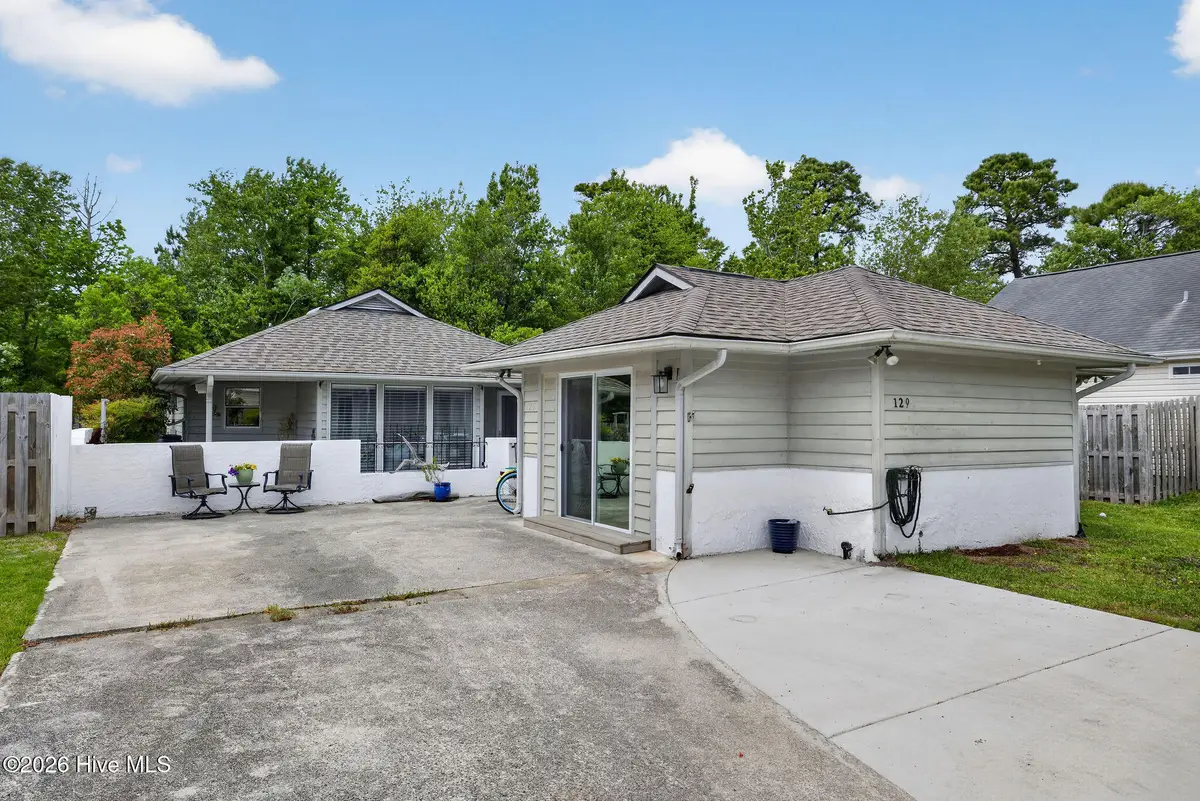 129 Red Bird Lane, Hampstead, NC 28443 - #1