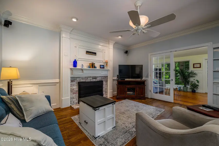906 Leeward Drive, Trent Woods, NC 28562 - #2
