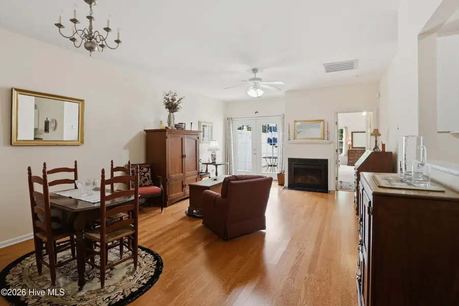 150 Oak Towne Drive #F3, Greenville, NC 27858 - #3