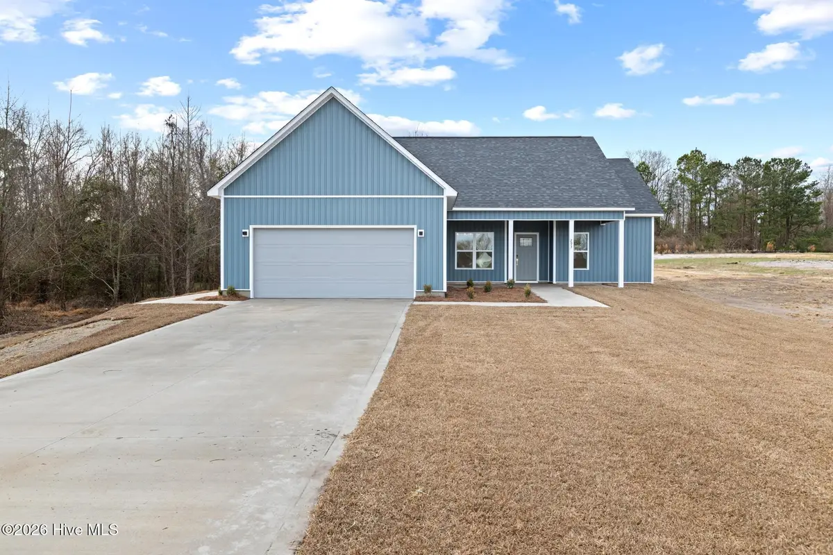 405 Wade Drive, Richlands, NC 28574 - #1