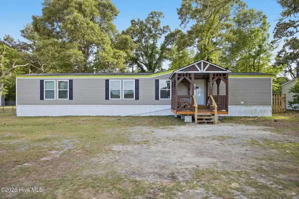 1951 Catherine Lake Road, Richlands, NC 28574