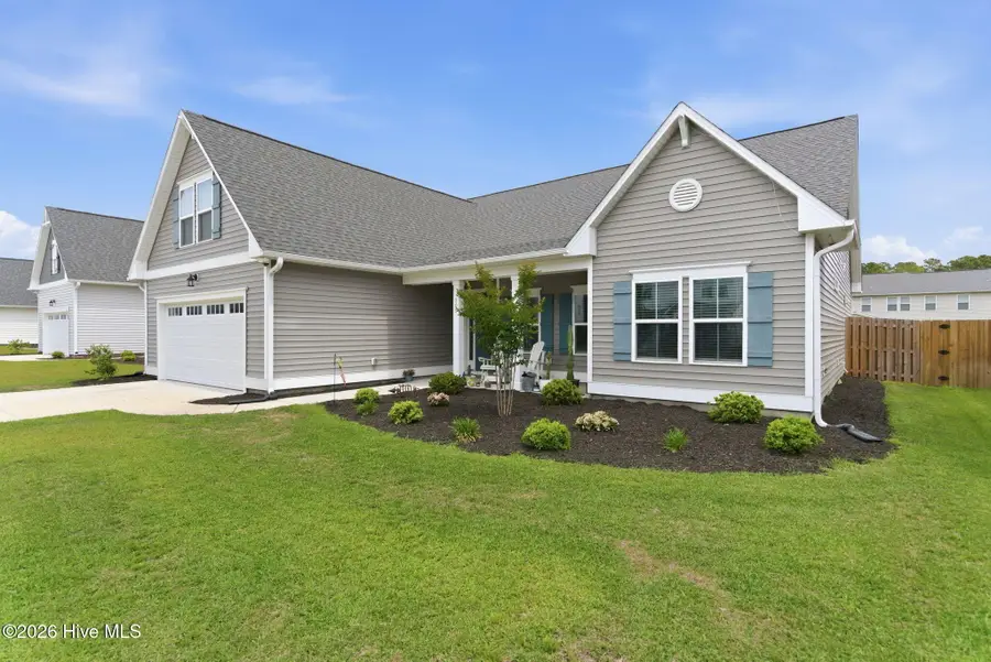305 W Weatherbee Way, Hampstead, NC 28443 - #2