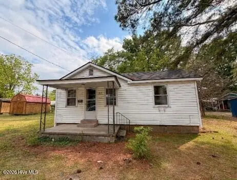 404 E Elizabeth Street, Selma, NC 27576 - #1