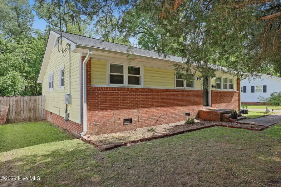 310 White Oak Street, Jacksonville, NC 28540 - #2