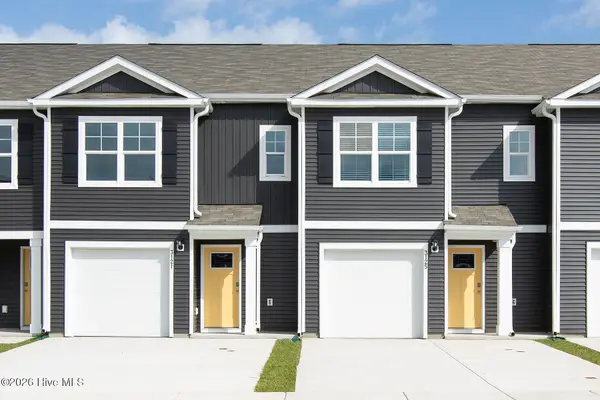 7050 Dunford Road #Unit 122, Leland, NC 28451