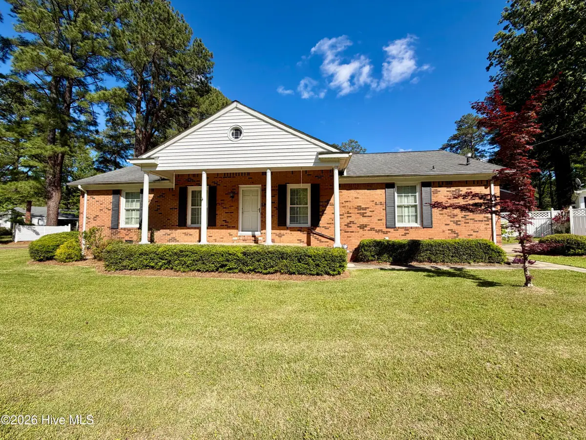 408 W Woodlawn Drive, Williamston, NC 27892 - #1