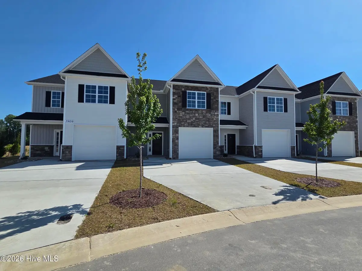 1909 Newbury Way #D, Greenville, NC 27834 - #1