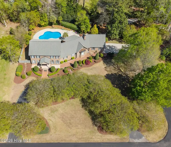 120 Robin Road, Greenville, NC 27858