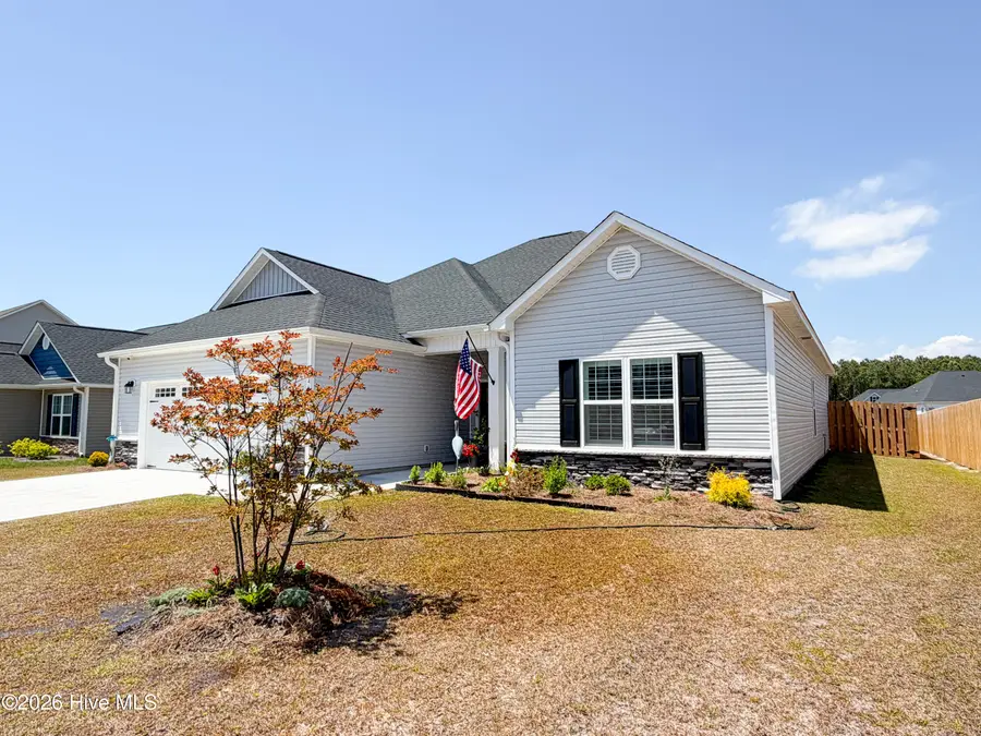 466 Pebble Shore Drive, Sneads Ferry, NC 28460 - #2