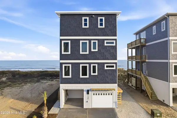 740 Dune Ridge Court, Surf City, NC 28445
